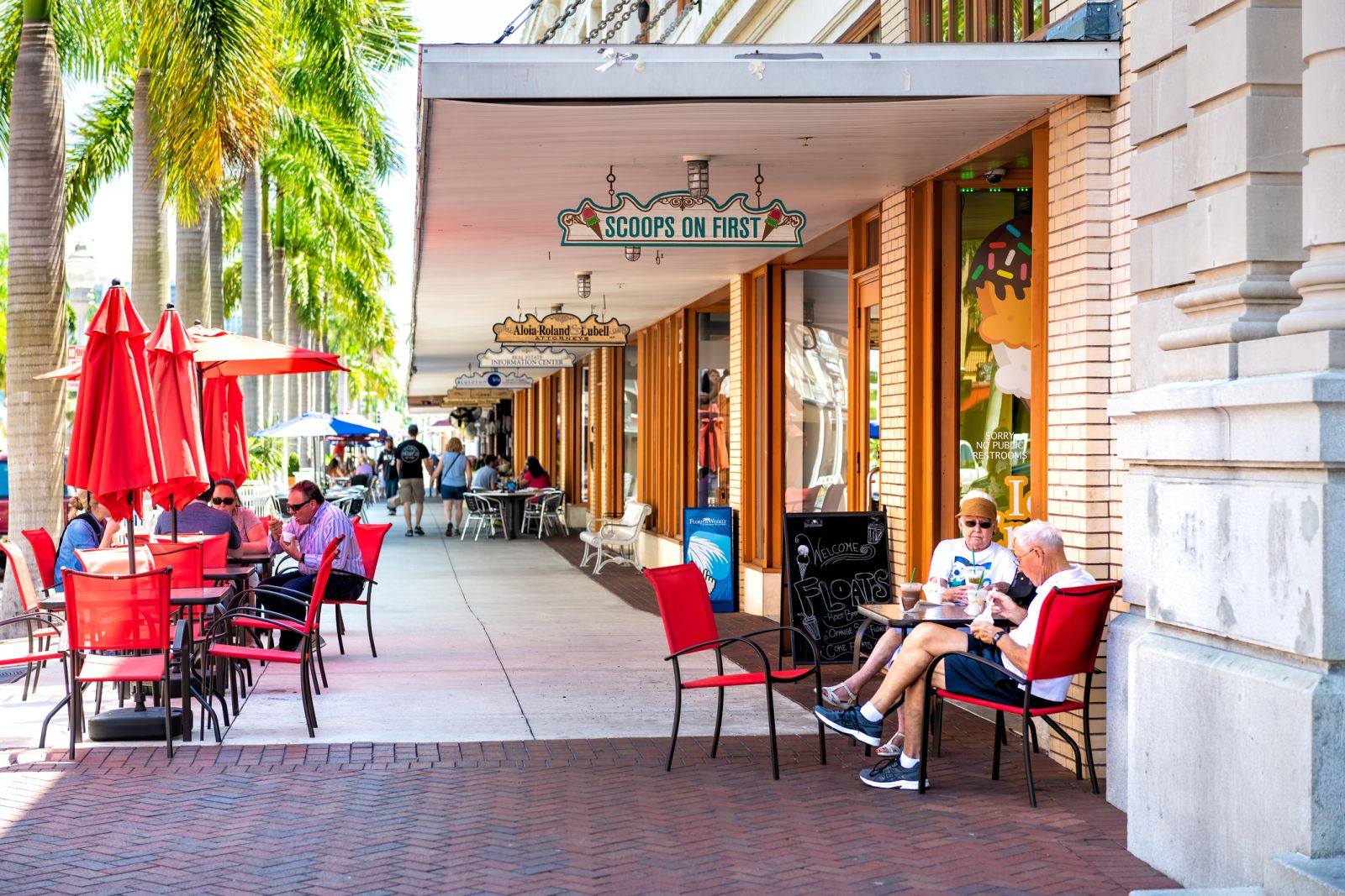 Stroll Hand-in-Hand Through Downtown Fort Myers